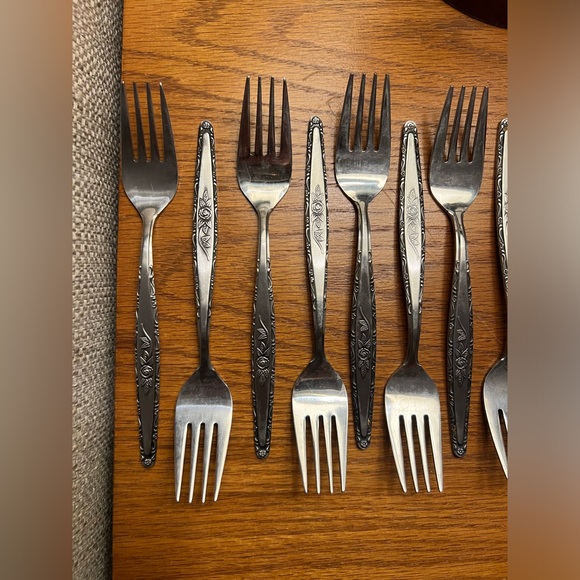 Salad Fork Lot of 10 Rose Victorian Jewelry Making/ Replacements - Picture 2 of 5